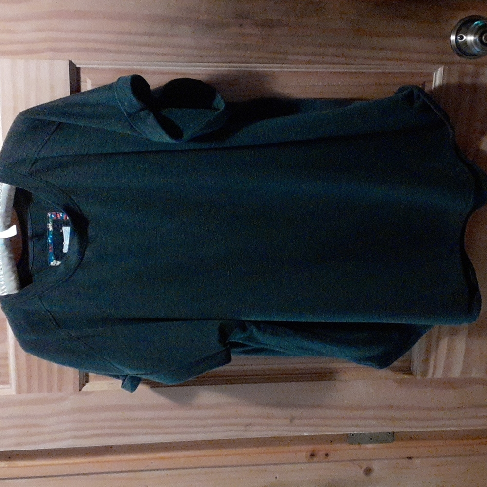 Cupio Woman Tunic Shirt Cap Sleeves Black Round Neck and Hem 1X